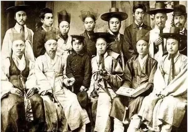 他身为佛教僧侣,却是朝鲜王朝“军购重臣”,因同僚妒忌惨遭*杀暗**