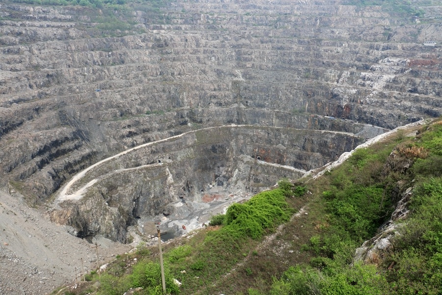 毛*东泽**平生视察过的唯一铁矿山——铁山