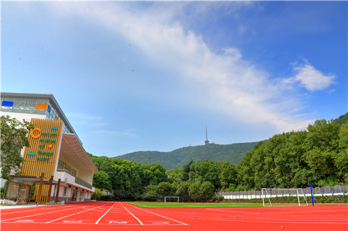 无锡市育英实验小学联系电话,无锡育英实验小学入学政策