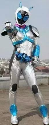 假面骑士剧场版出现新的假面骑士,假面骑士欧兹和其他骑士剧场版