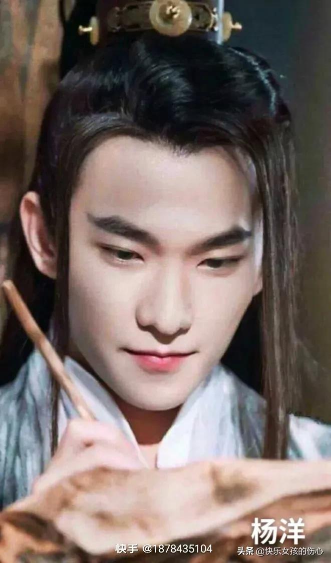 形容古代男子帅气有魅力的句子,描写古代男子气质优雅的句子