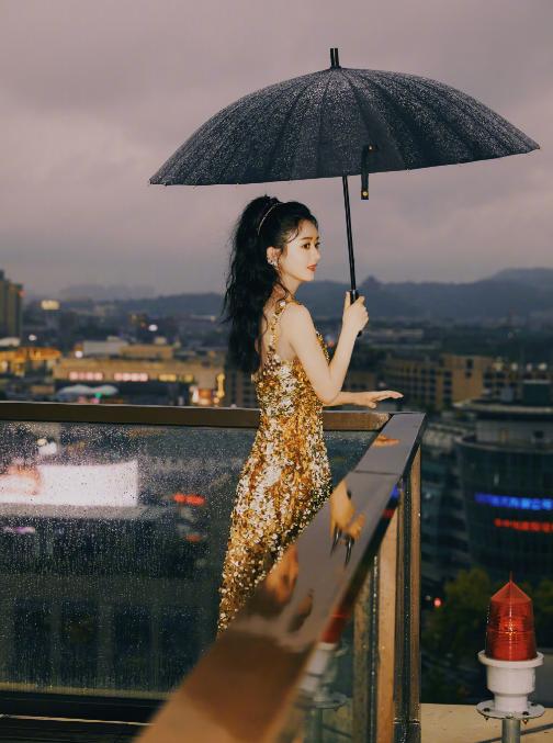 赵丽颖粉丝后援会反应激烈后道歉,赵丽颖回应粉丝留言