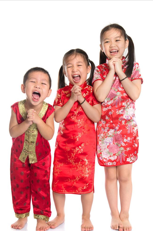 红色的衣服最好看,红色衣服穿起来特好看