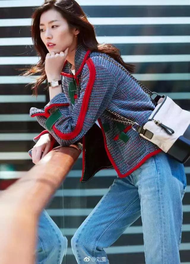 一年买三个奢侈品包包好吗,买过最后悔的大牌包包是什么