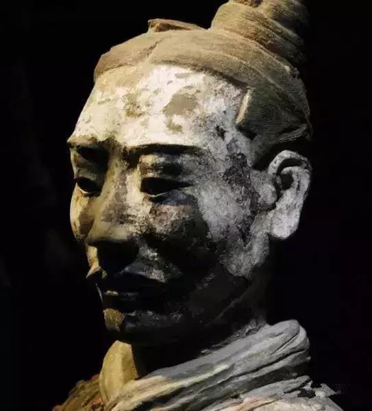 兵马俑掉色的那一瞬间,兵马俑不掉色复原图