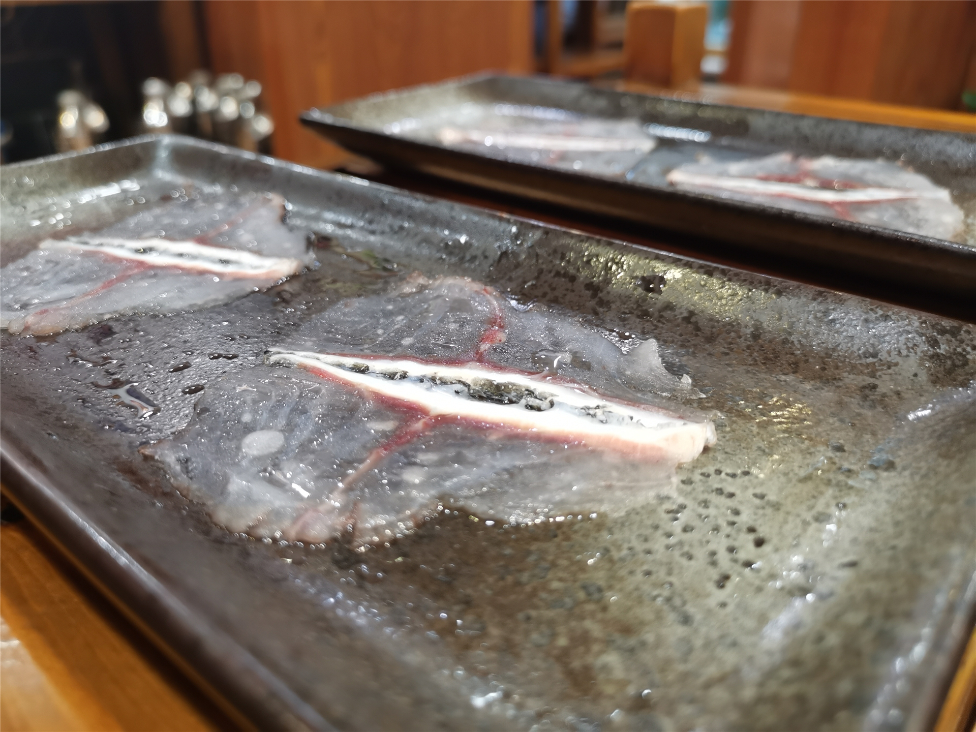 探店牛肉火锅老板,大连斑鱼火锅老板娘