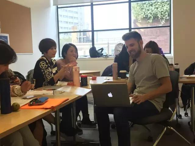 妗戝痉浼牸鑱屽満骞崇瓑,妗戝痉浼牸璋堣皥鑱屽満