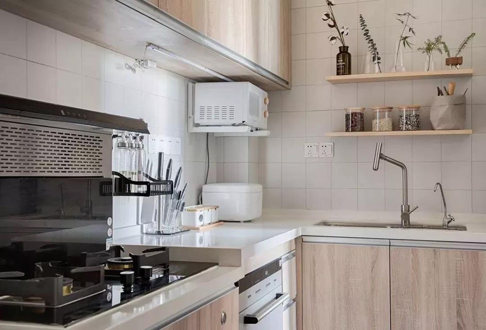 卧室护墙板背景墙北欧风,奶油风护墙板卧室装修效果图片