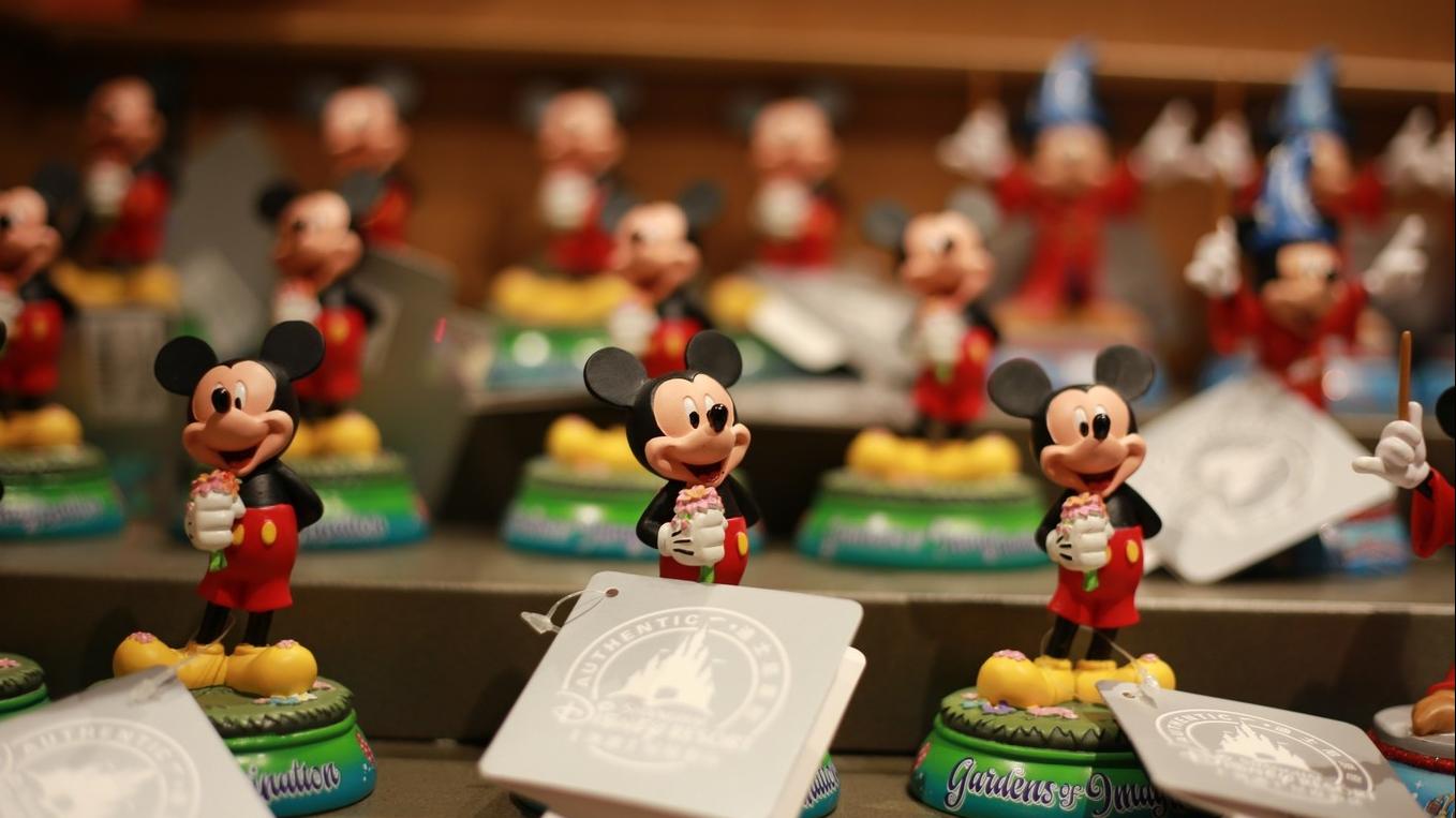 上海迪士尼跨年旅游,上海迪士尼与外滩旅游安排