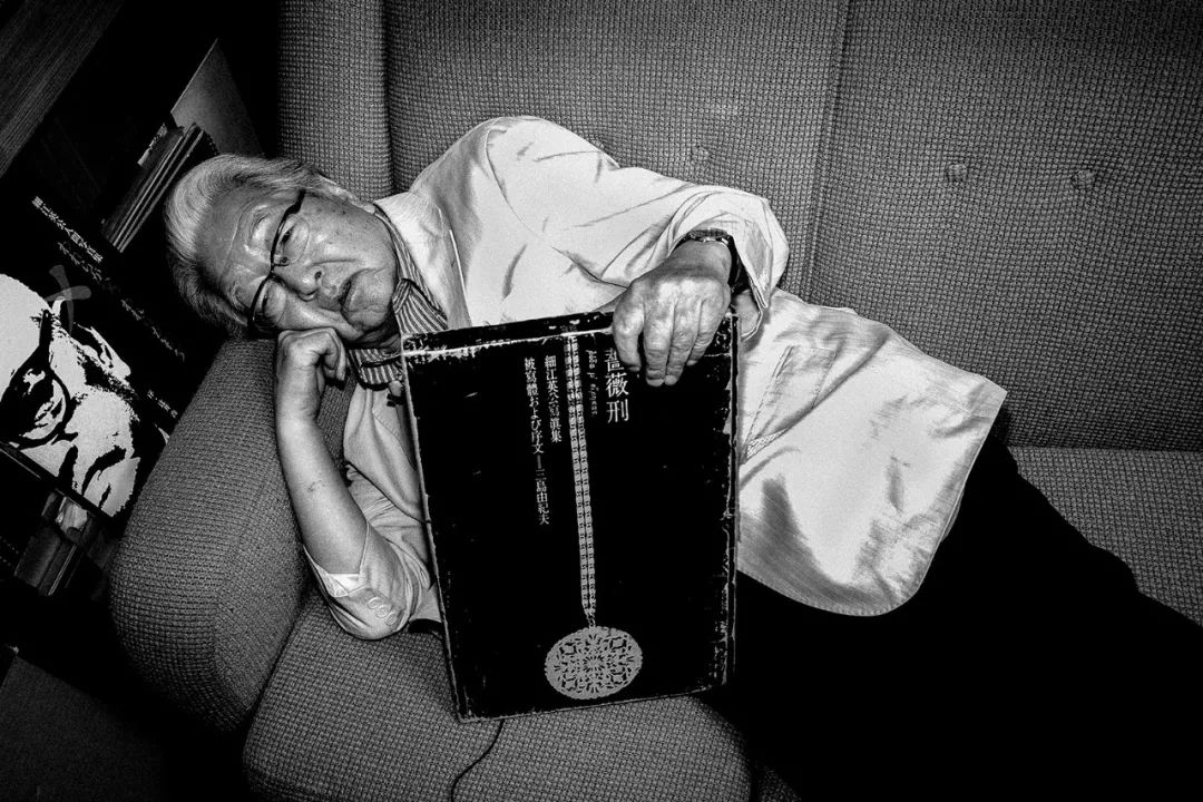 三岛由纪夫青年照,三岛由纪夫奔马图片