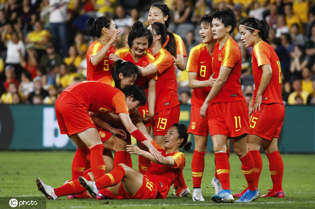 中国足球这10年解读,中国足球晋级之路