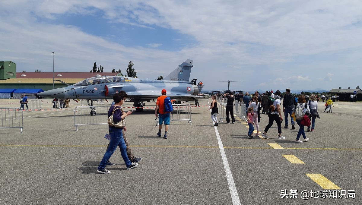 在空军基地旁边住了6年，我都看见了啥？