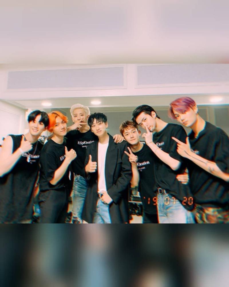 exoxiumin入伍前粉丝见面会成员们,exoxiumin入伍前见面会张艺兴