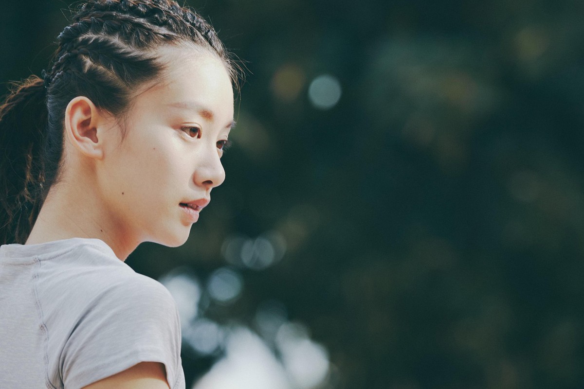 今年最励志的港片,世界排名第8的攀岩选手,却遭遇车祸下身瘫痪