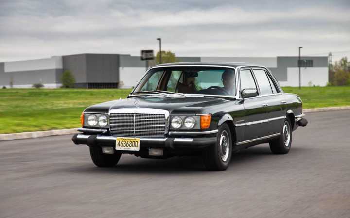 2018款奔驰时尚和豪华有什么区别,为什么说奔驰豪华