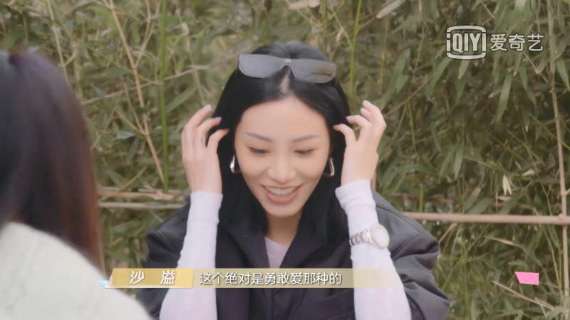 海王对海后坦诚相待,海王和海后一起甜蜜接吻