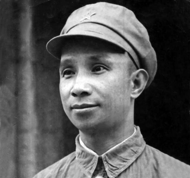 十大大将夫人新中国成立后都担任什么工作，1955年有几人授衔