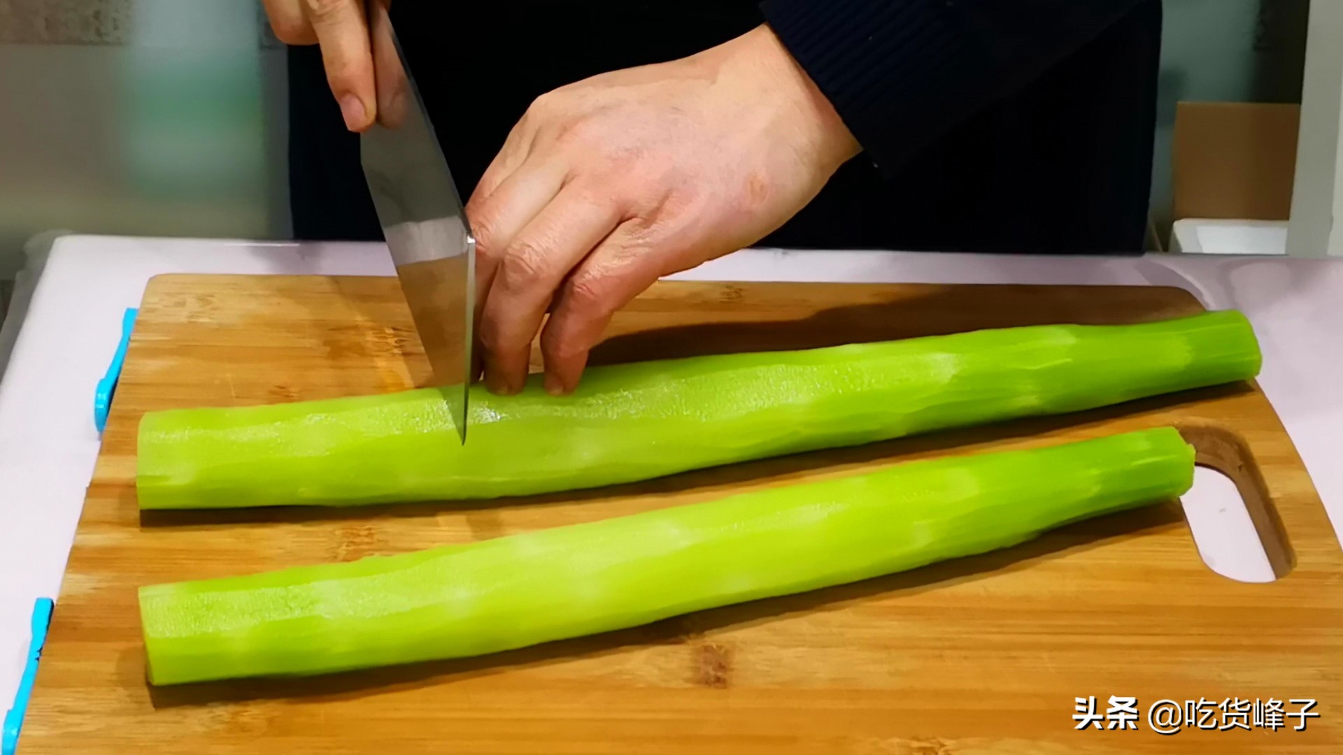 莴笋炒以前需要焯水吗,莴笋要焯水炒吗怎么炒
