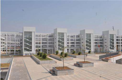 非深户孩子在深圳上学，是选择读公办还是民办？家长们赶紧参考