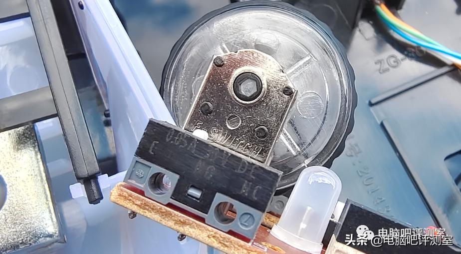 英菲克50块左右的鼠标,十五块钱的英菲克鼠标