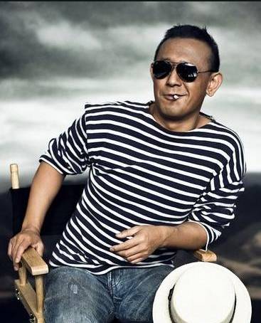 陈国军刘晓庆姜文三人照片,陈国军找姜文谈话