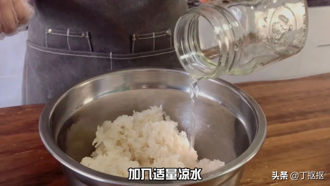 怎样用老浆制作酒酿发糕,酒酿米糕发酵一次的做法