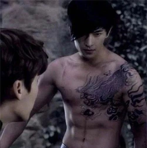 韩商言的腹肌,韩商言腹肌杀