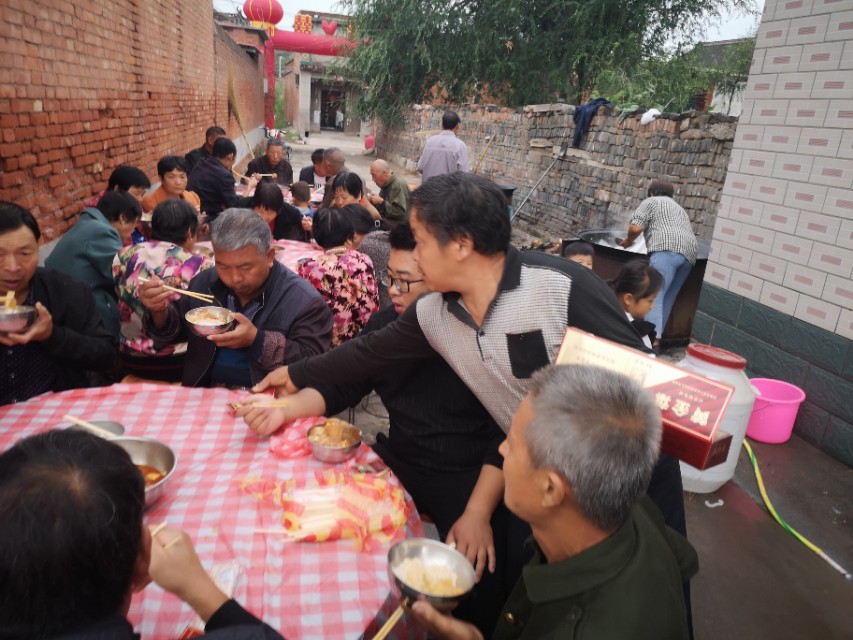 4块一包的红旗渠烟,红旗渠雪茄烟多少钱一包