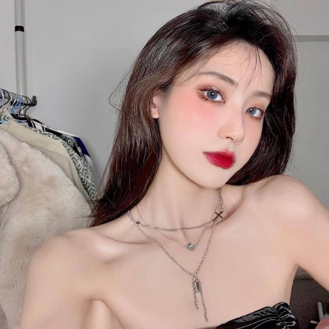 雅顿粉胶面霜适合干皮吗,兰蔻面霜补水保湿抗初老