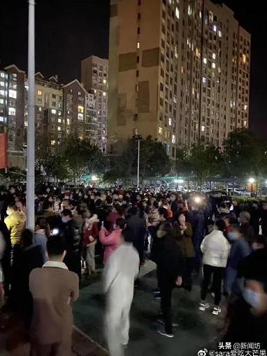 湖北百人聚集小区后续,湖北小区100多人聚集喊话