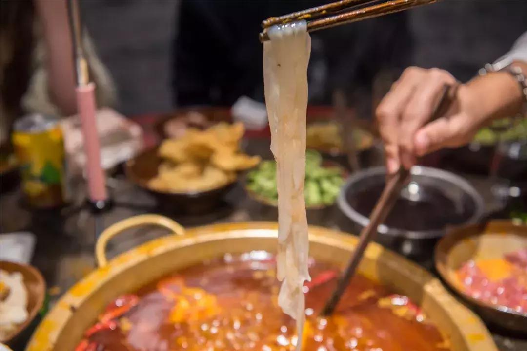 太原来了个“莽子”！一口吃回重庆！河西吃货了解一下……