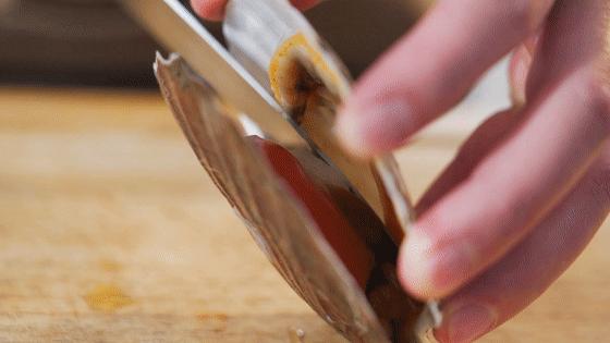 烧烤蒜蓉烤扇贝的做法视频教学,胶东大厨蒜蓉粉丝扇贝的正宗做法