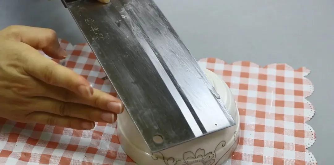 菜刀如何磨刀不伤刀,菜刀不锋利怎么磨刀