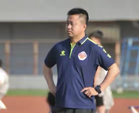 “龙井海兰江杯”大学生足球邀请赛开赛在即——新延边队一分为二，客串参赛