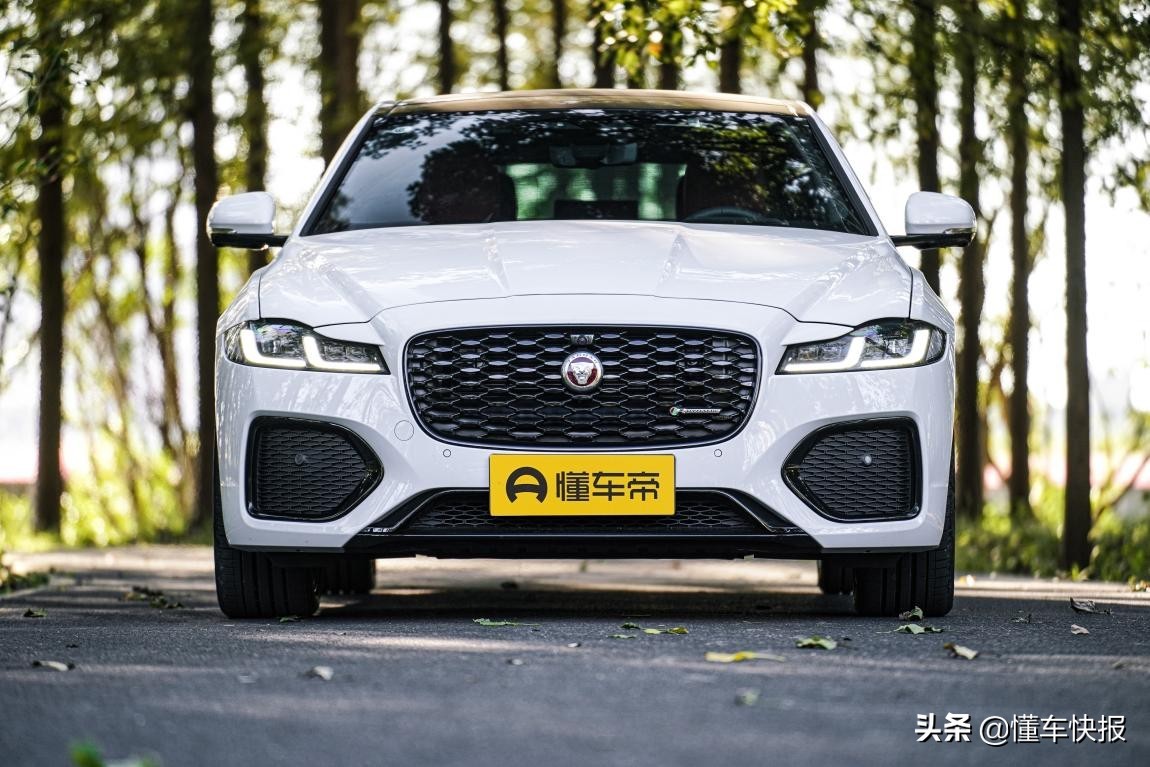 陈震试驾捷豹xfl2021款试驾视频,沉浸式体验24款捷豹xfl尊享豪华