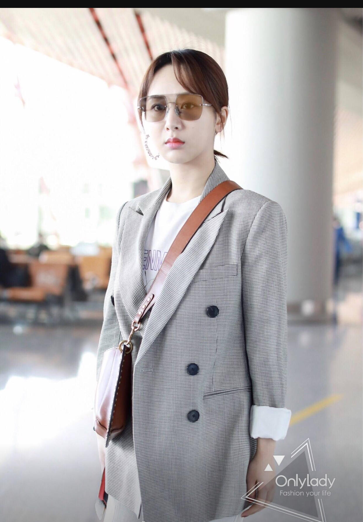 李沁香奈儿外套,李沁和杨紫同穿