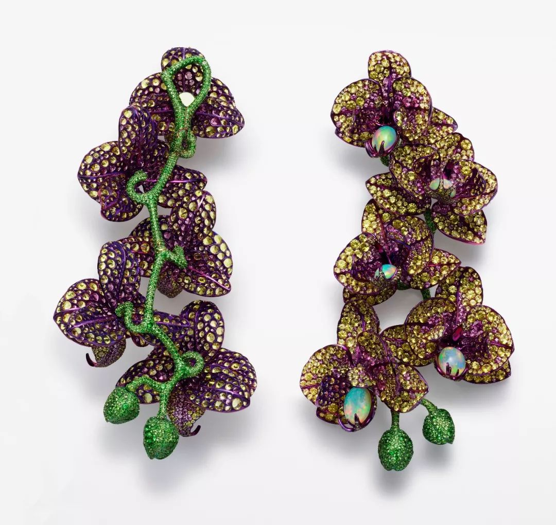 珠宝腕表诠释时光华美,腕表珠宝