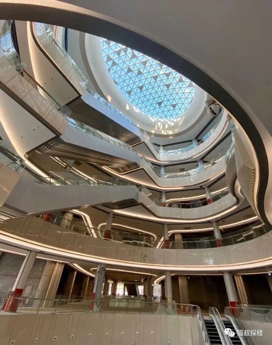 江阴八佰伴是万达广场吗,江阴八佰伴什么时候开业