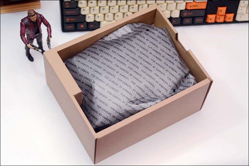 雷蛇入耳式游戏电竞耳机推荐,雷蛇头戴式电竞游戏耳机推荐