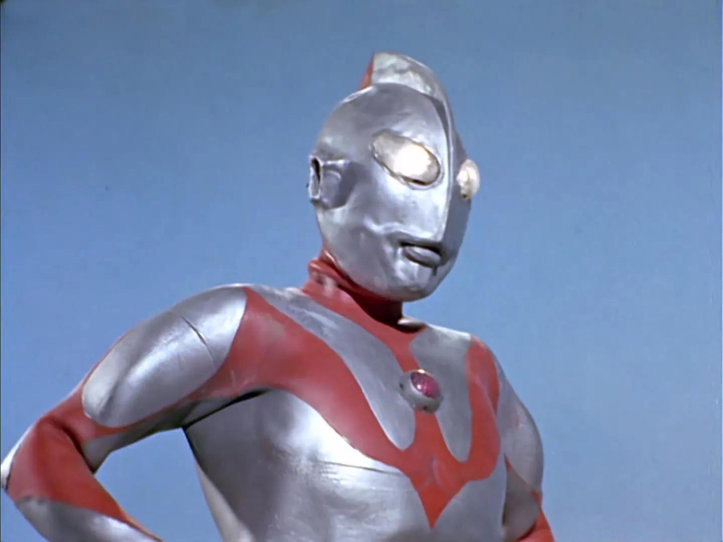 奥特曼的起源1966,初代奥特曼和佐菲奥特曼的区别