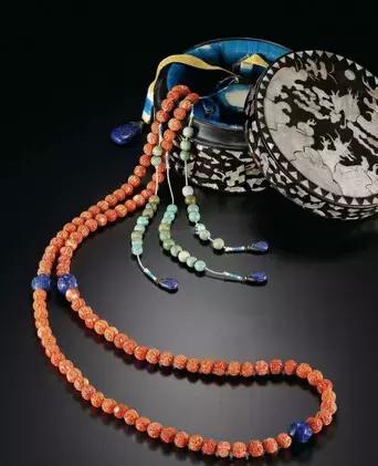 清朝皇帝顶级名贵的手串 (清朝最美手串图片)