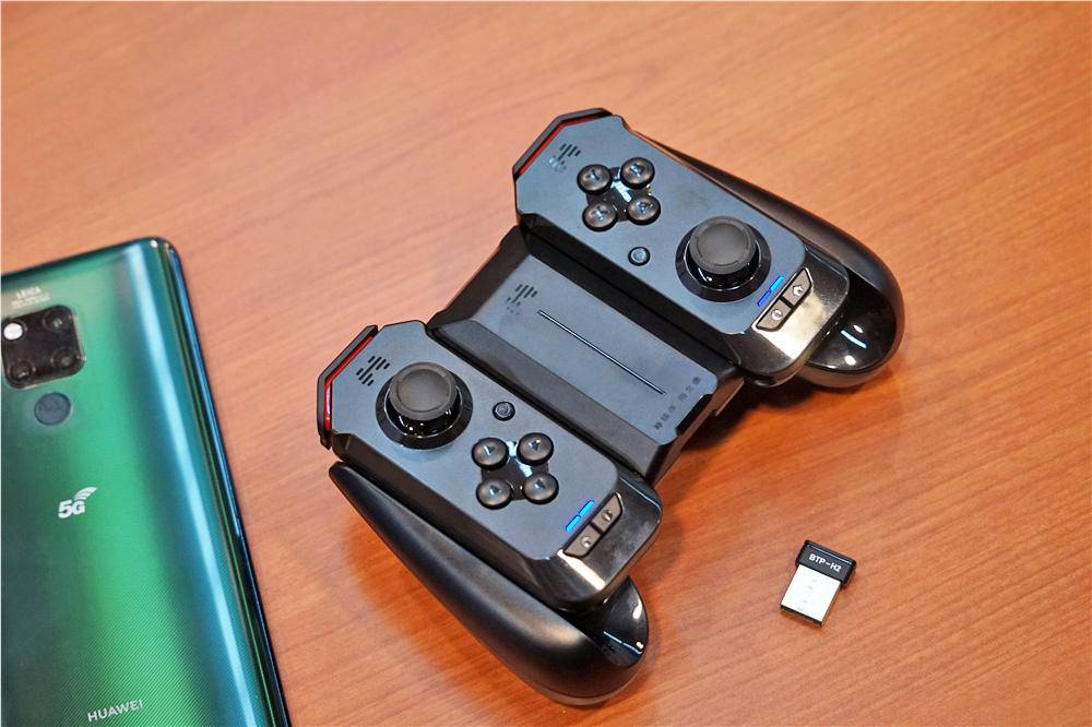 荣耀北通h2游戏手柄,荣耀亲选北通游戏手柄测评