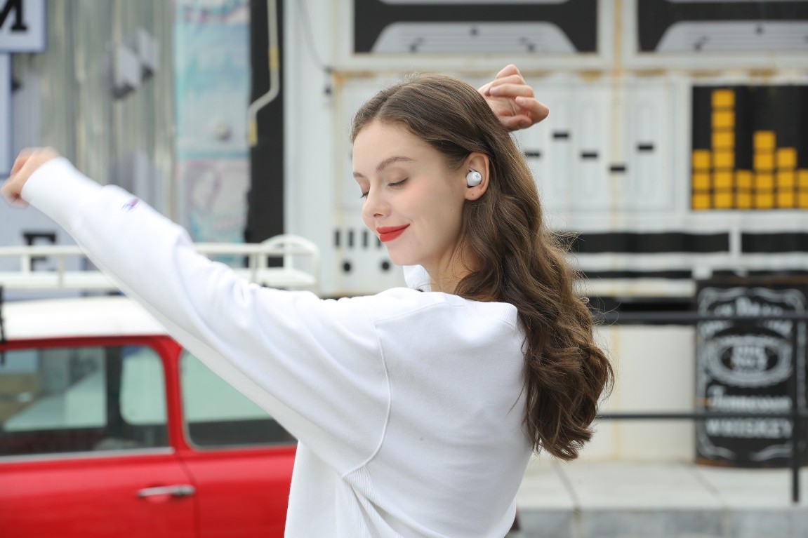 酷狗m52蓝牙耳机好用吗,酷狗m52耳机怎么只响一个