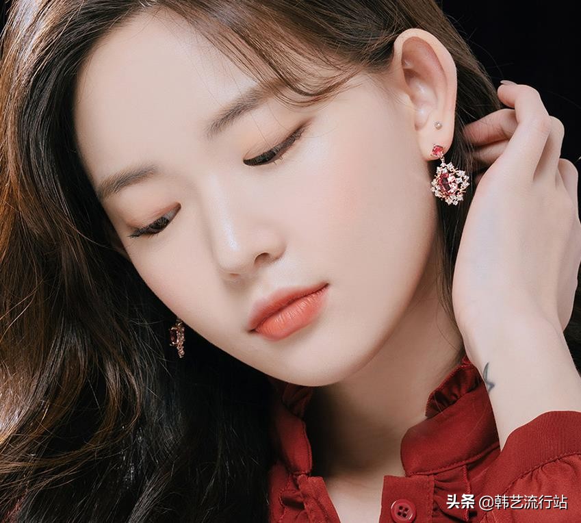 韩国耳环最近超级流行的,韩系简约时尚耳环