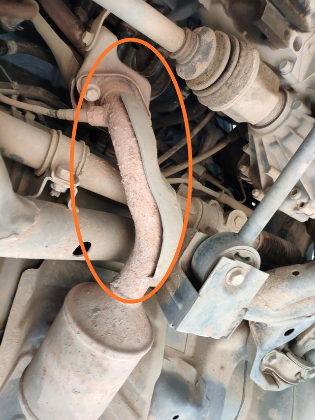 东南v5方向机漏油,东南v5发动机渗油