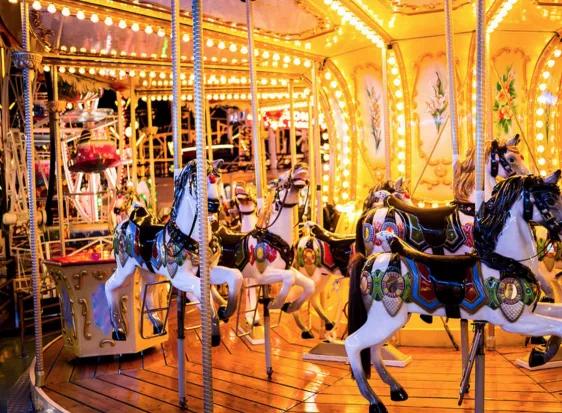 浙江宝藏城市,浙江绍兴夜市美食一条街