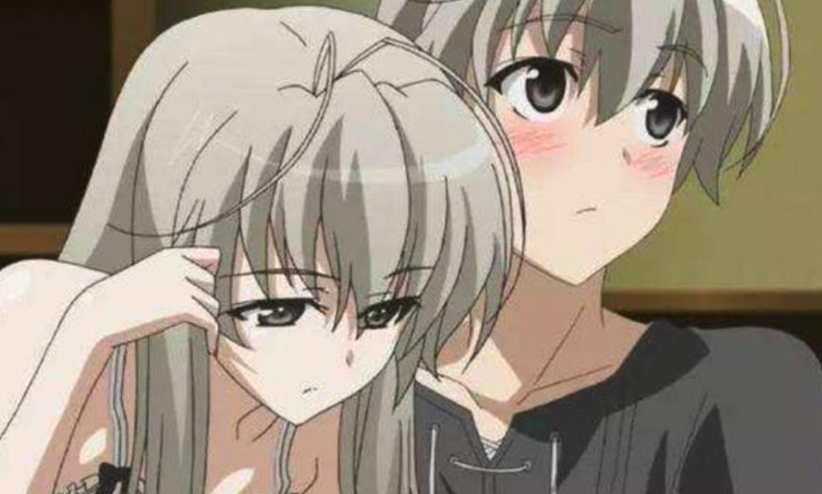 为了阻止妹妹看动漫，哥哥怒砸电脑！二次元究竟招惹了谁？