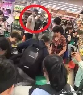 中国代购=抢奶粉？中国大爷大妈国外超市哄抢奶粉，吓坏了老外……