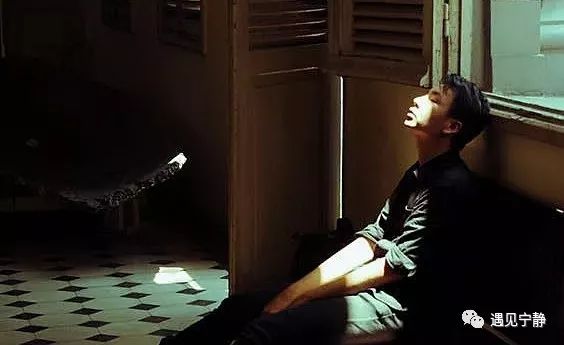 我连袜子都不会洗:父母离开后,比直面死神更可怕的是独立生活