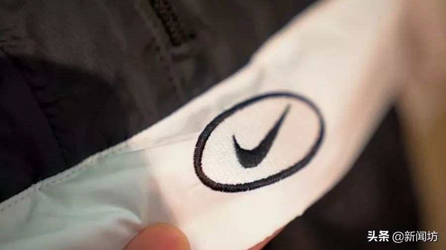 耐克阿迪的换季折扣店是不是正品,商场里卖的耐克折扣鞋是真的吗